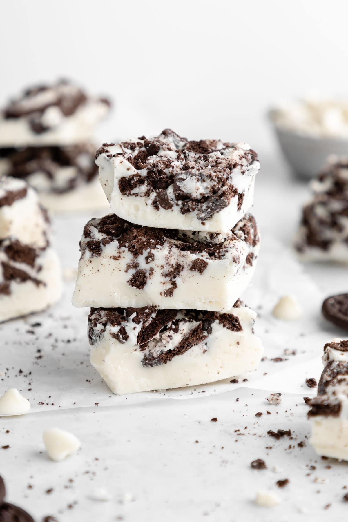 a stack of white chocolate cookies and cream bark
