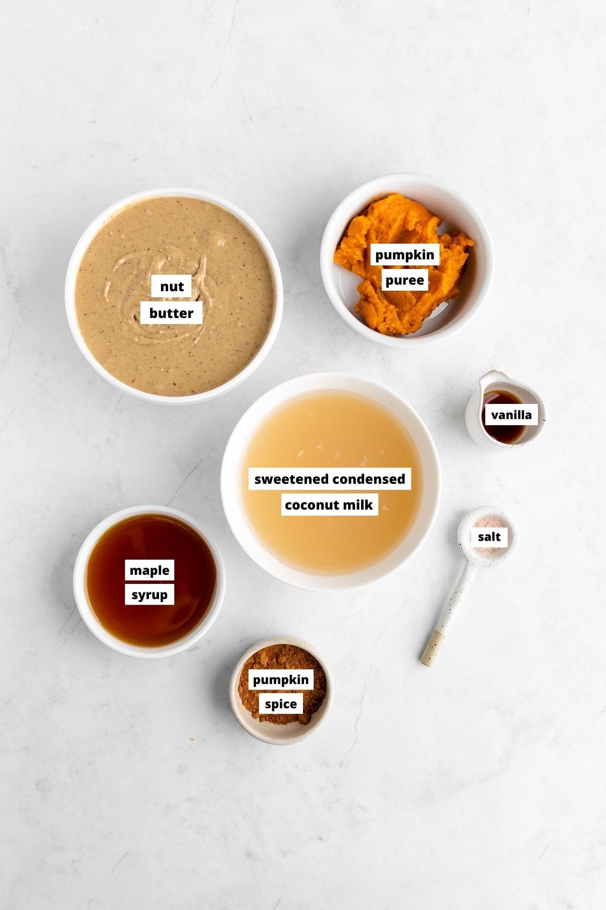 bowls of ingredients for vegan pumpkin pie fudge